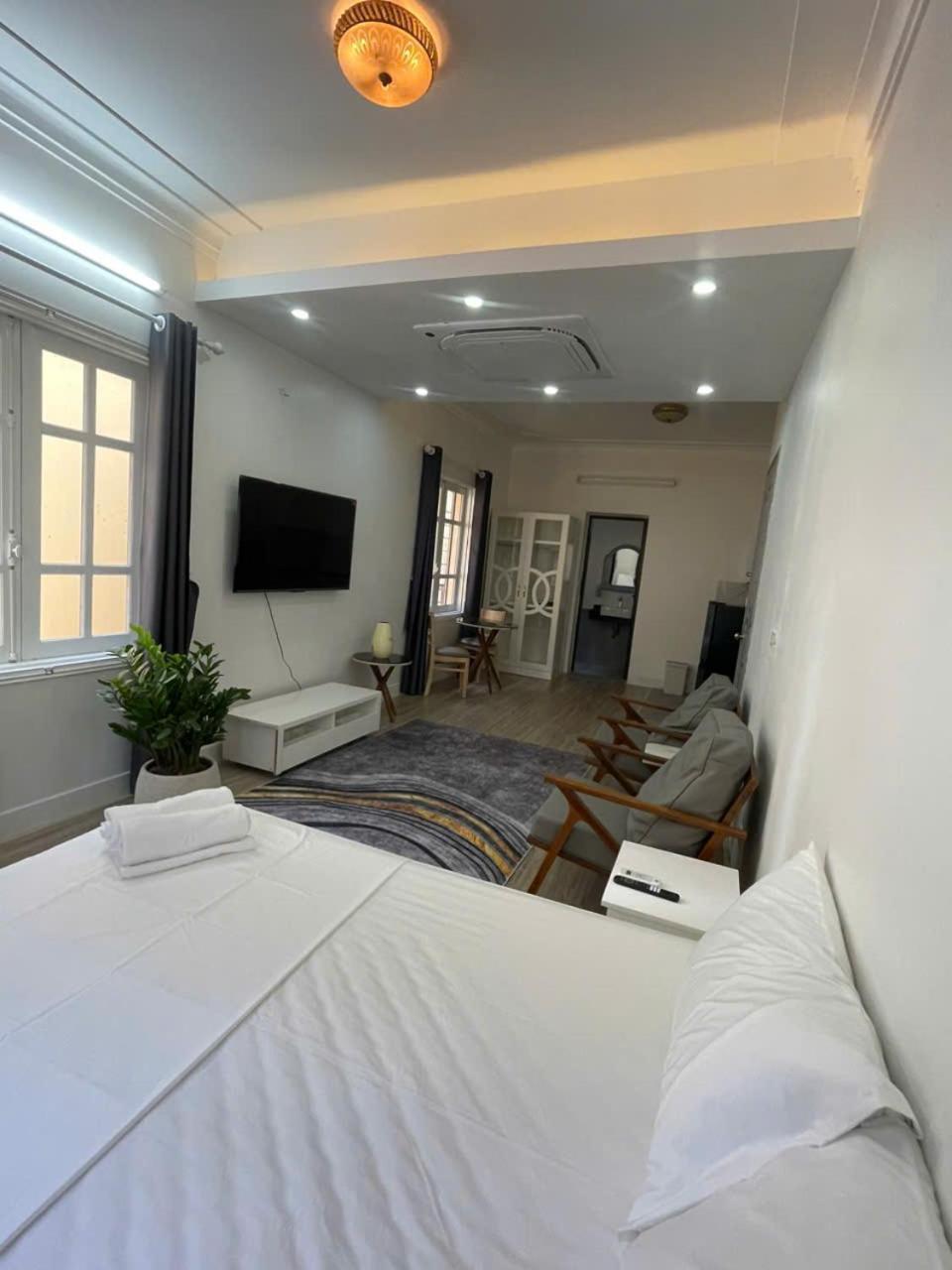 Charm Charm - Kimmy Housing - 48 To Ngoc * Hanoi